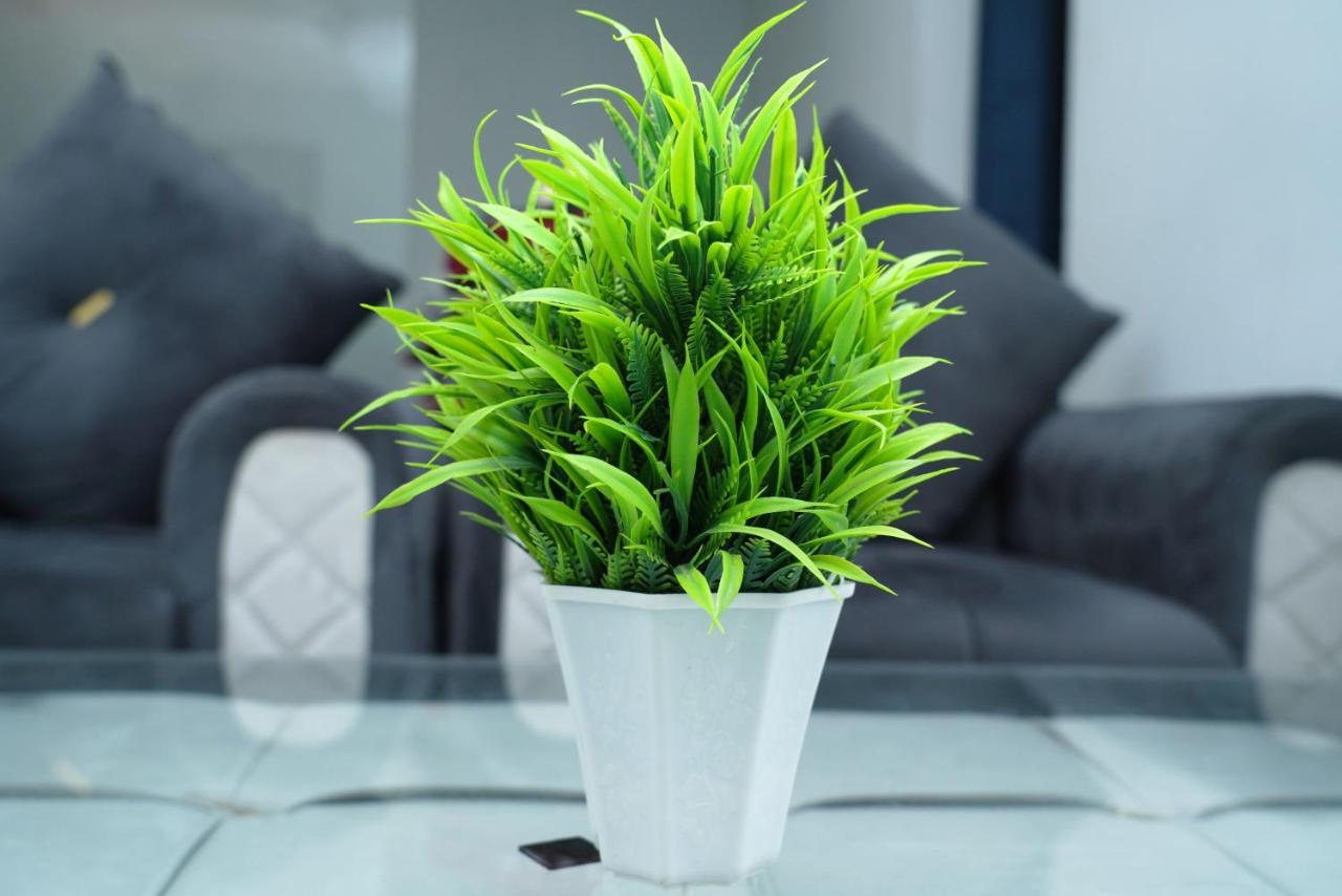 גורגאון Limewood Stay - Executive Huda City Center מראה חיצוני תמונה
