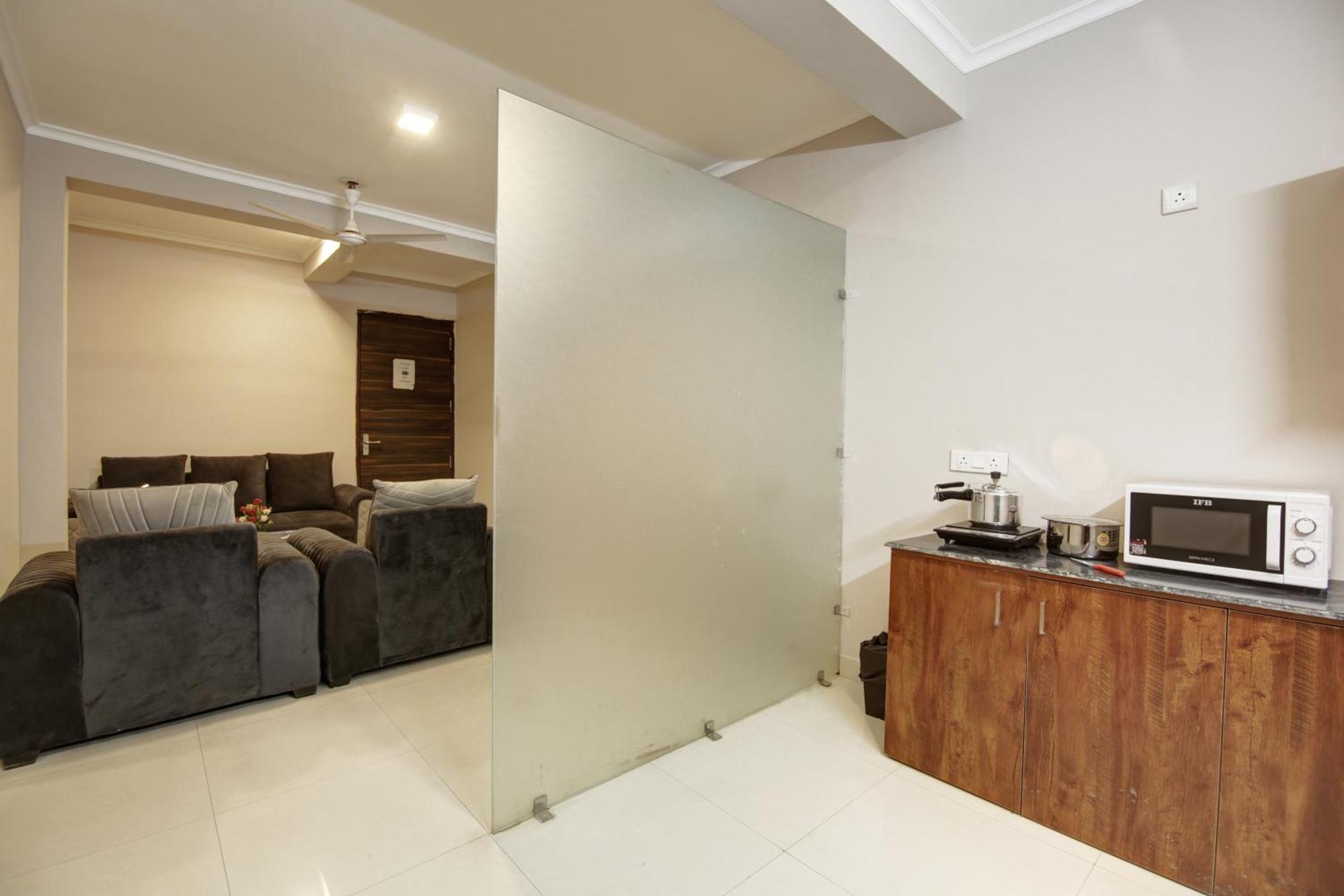 גורגאון Limewood Stay - Executive Huda City Center מראה חיצוני תמונה