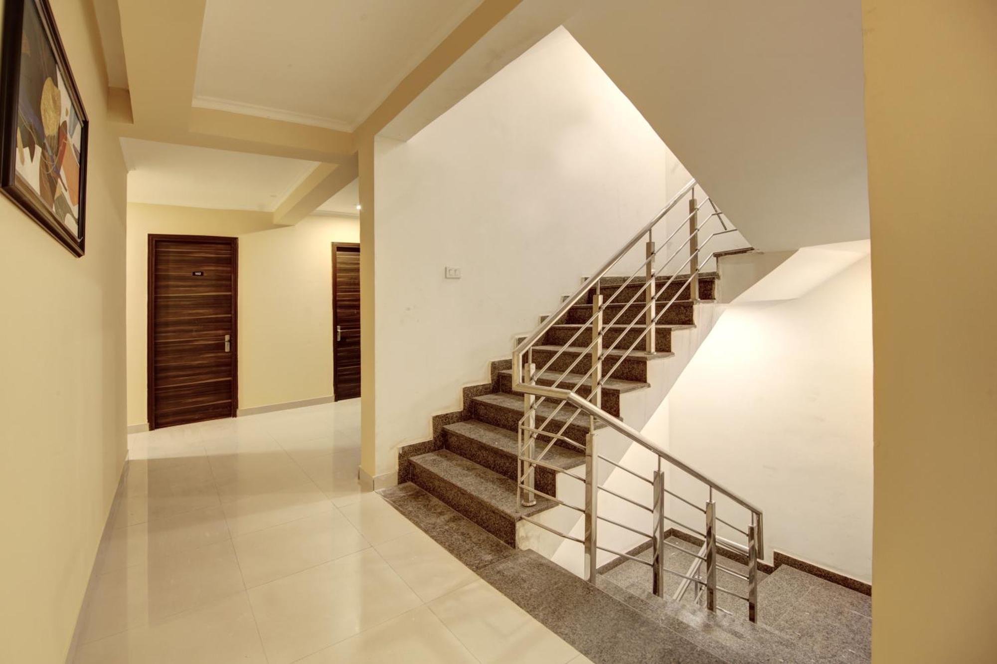 גורגאון Limewood Stay - Executive Huda City Center מראה חיצוני תמונה