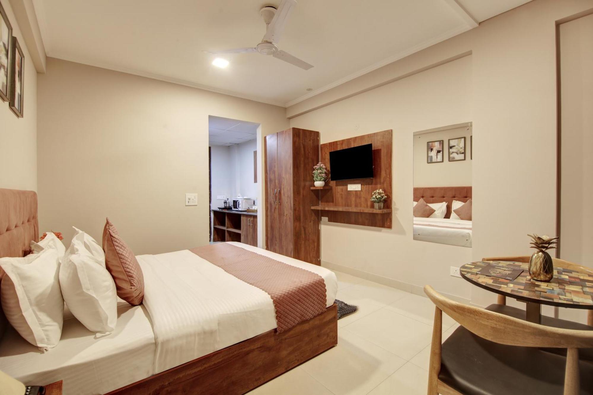 גורגאון Limewood Stay - Executive Huda City Center מראה חיצוני תמונה